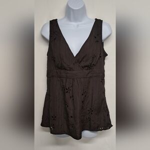 Nine & Co. Nine West 4 Brown Sleeveless Top Cut Out Criss Cross V Neck